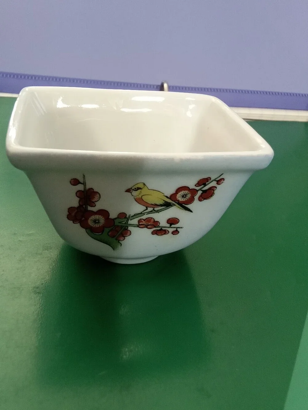 #1540 White Ceramic Square Bowl with Yellow Bird & Red Floral Accent